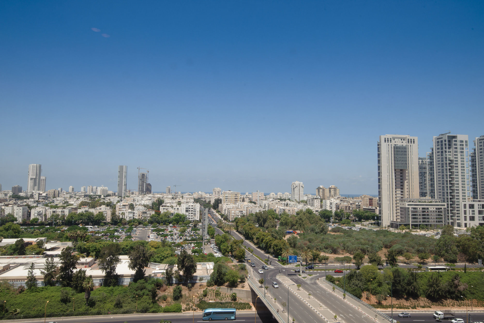 לאונרדו סיטי טאואר מלון גבעתיים